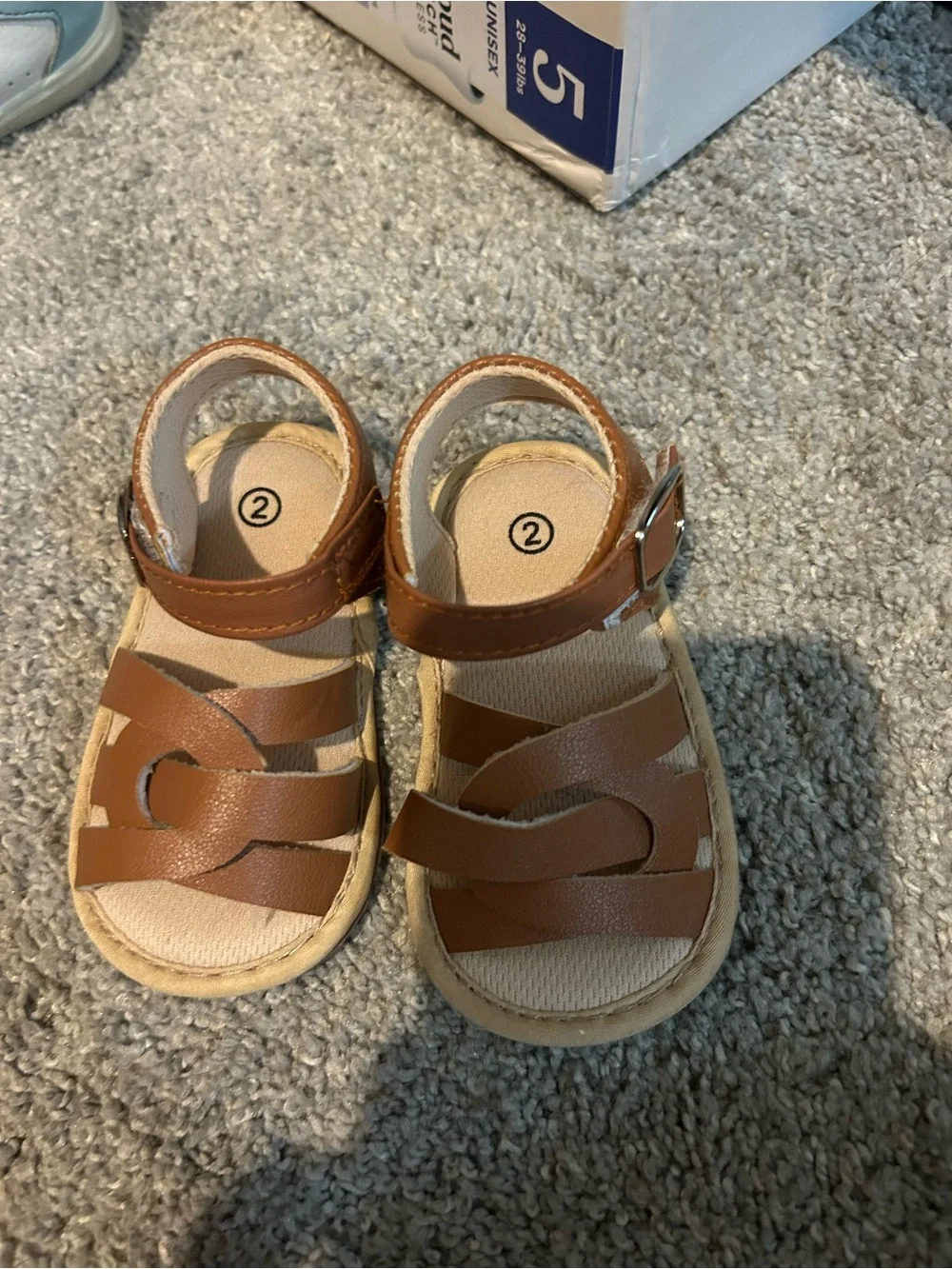 SHEIN Brown Strappy Toddler Sandals with Buckle